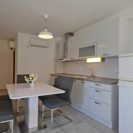Апартаменты Panoramic Anic Blato (Korcula)
