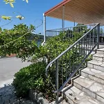 Panoramic Anic Apartment *