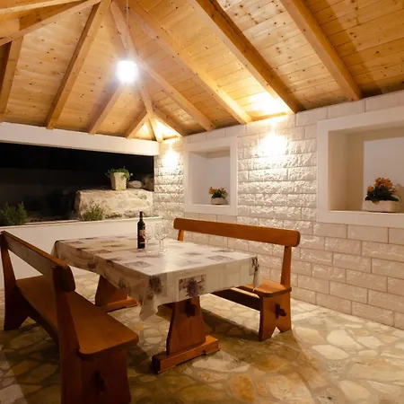 Panoramic Anic Apartment *
